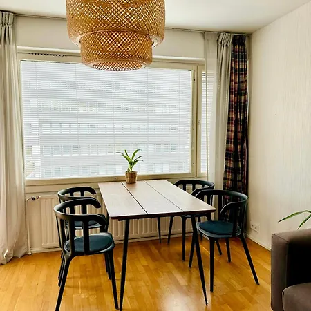 Downtown Cozy Flat With Balcony 45m2 * Turku