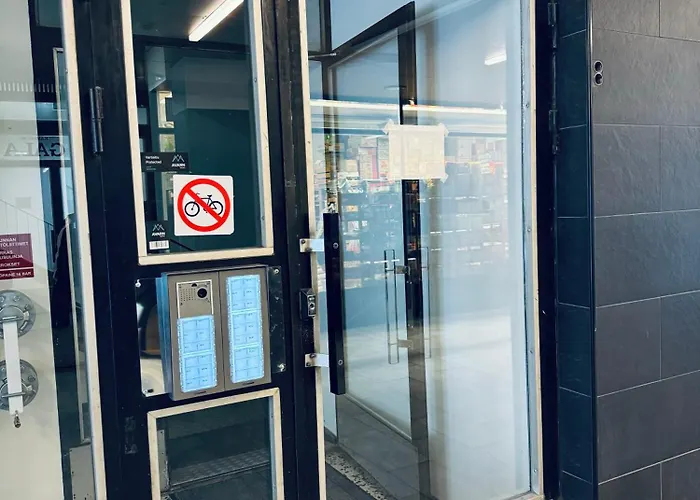 Appartement Downtown Cozy Flat With Balcony 45m2 *