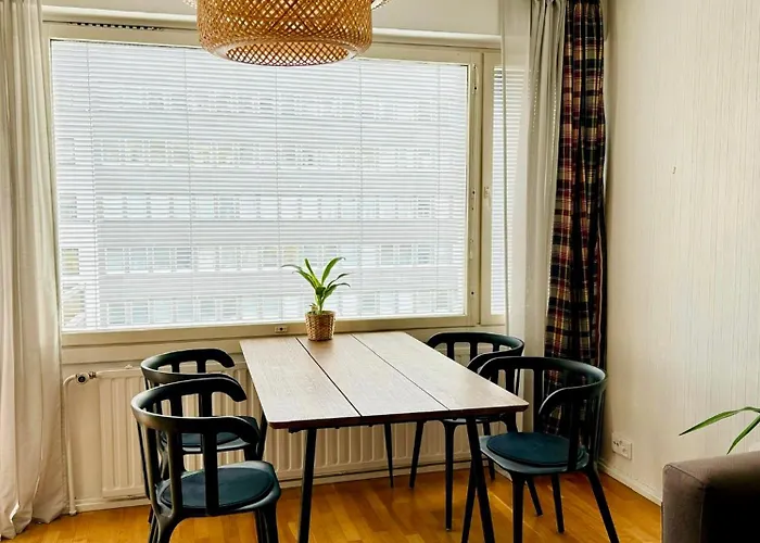 Downtown Cozy Flat With Balcony 45m2 * Turku